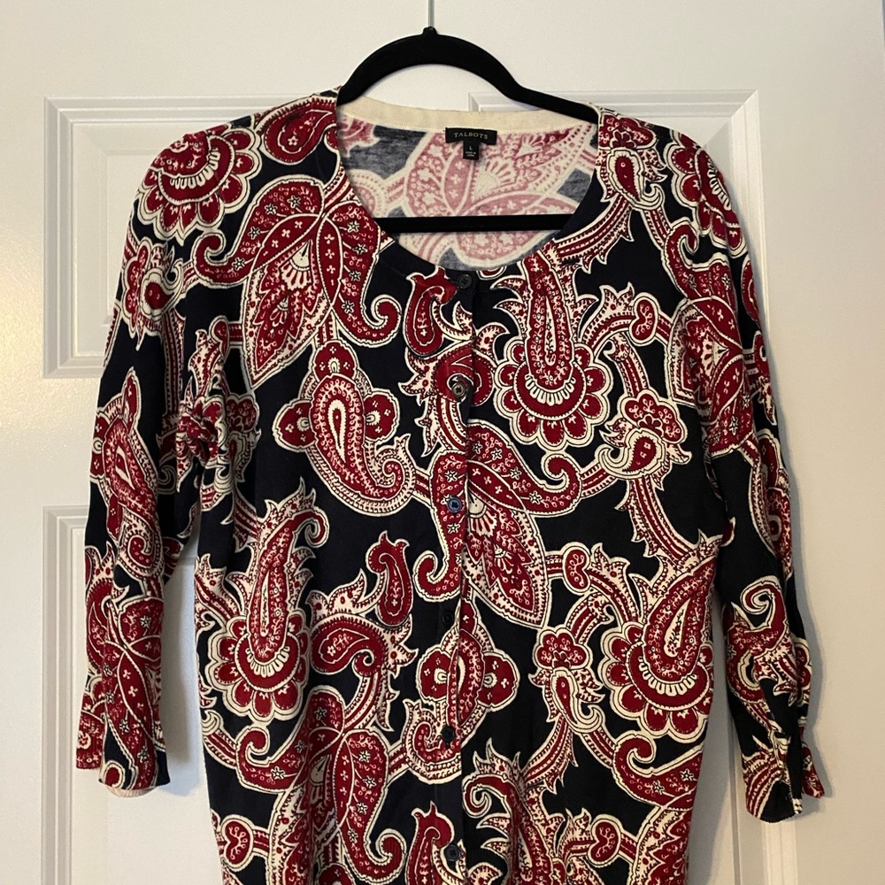 ❤️Talbots Paisley sweater